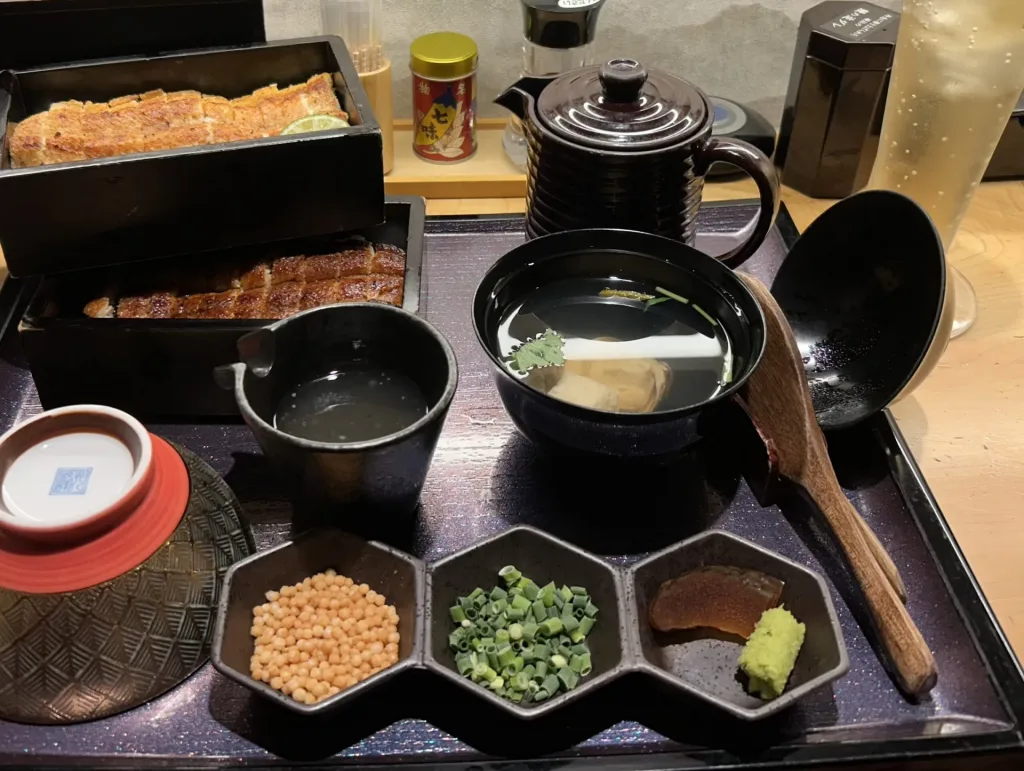 名古屋ひとり旅でレトロ喫茶をめぐる