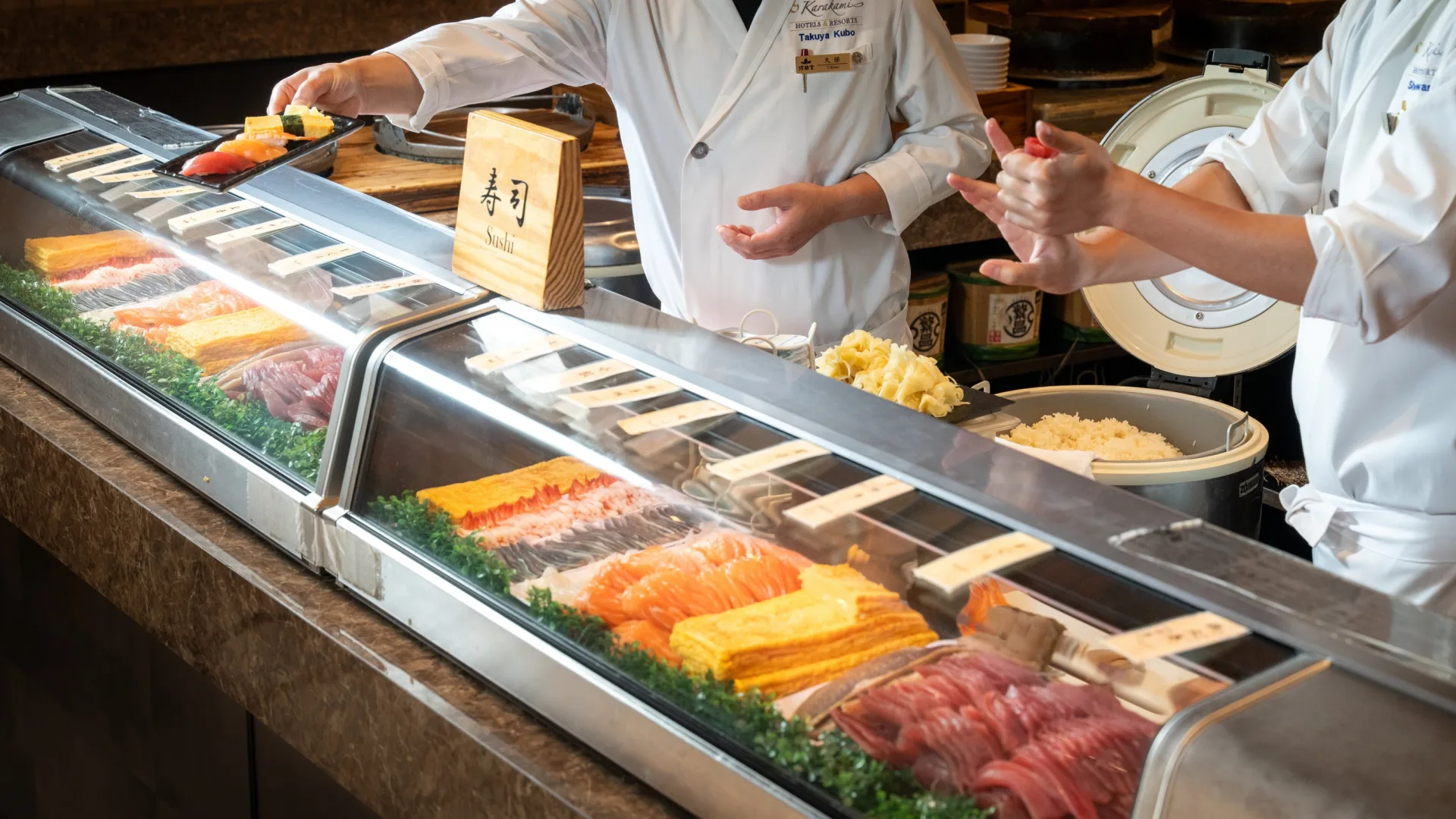 湯けむりの晩餐、食を巡る。