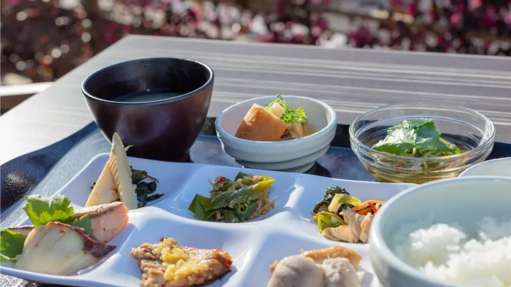 京のおばんざいを味わう宿
