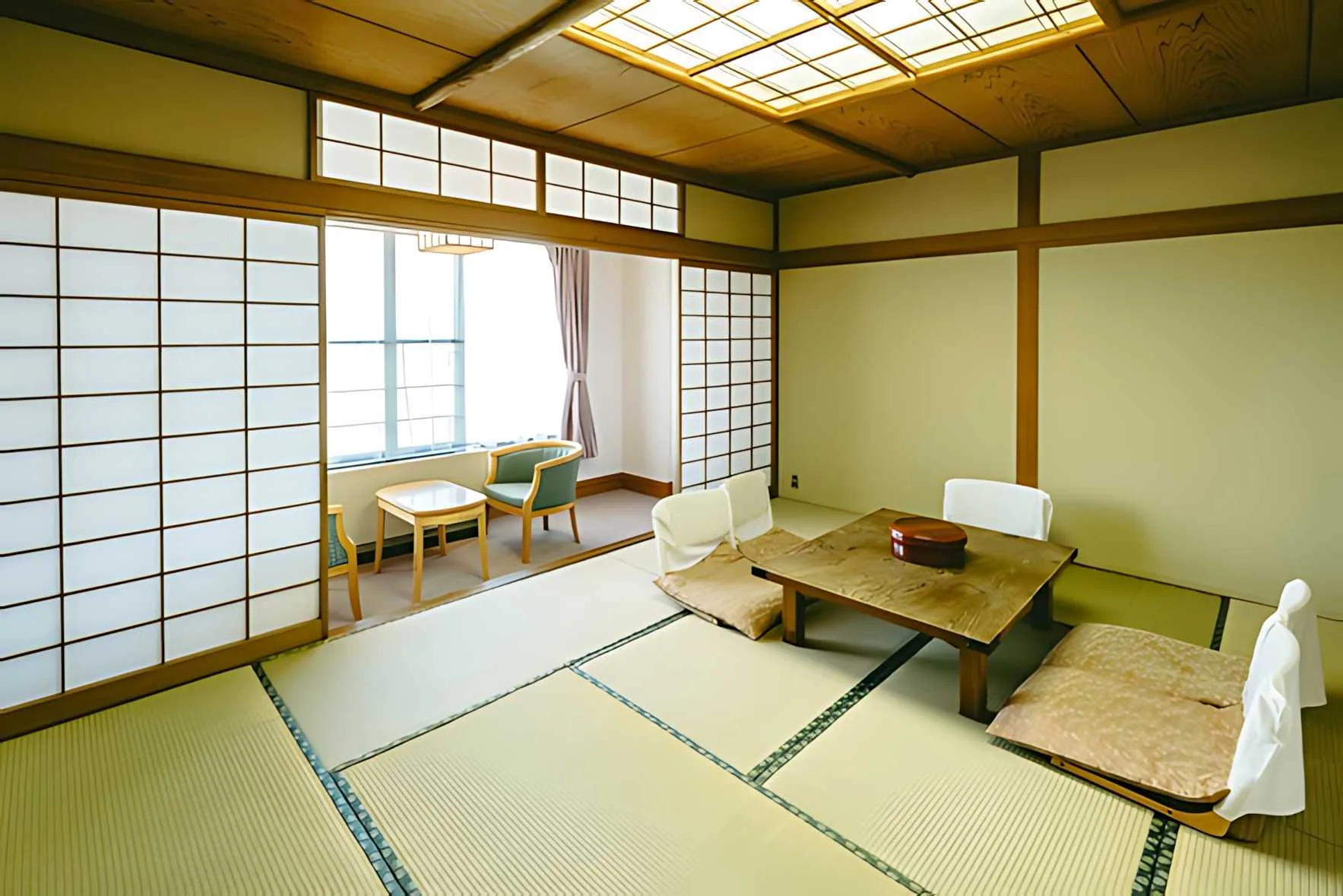 御所湖のほとり、ひとり。