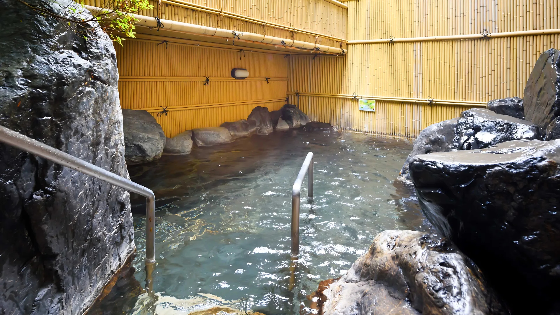 鰤しゃぶから戻れば、寝床。